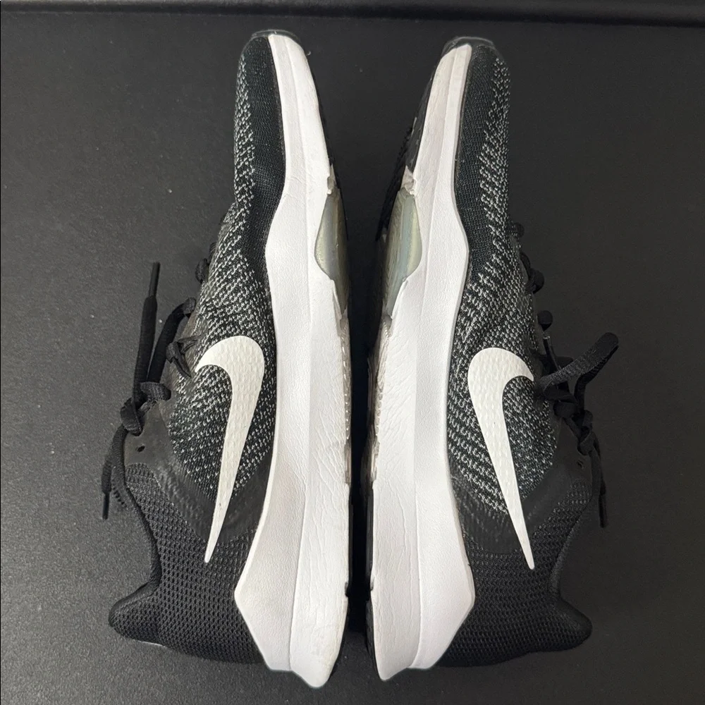Nike Black and White Zoom Condition TR Training Sneakers Women’s Size 6 GUC
